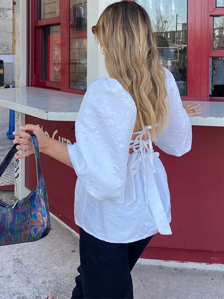 Blusas sin espalda con cordones