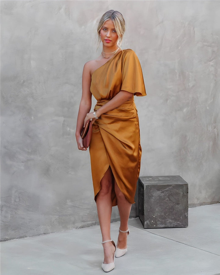 Kyra™ | Elegante Vestido de Seda con Aberturas