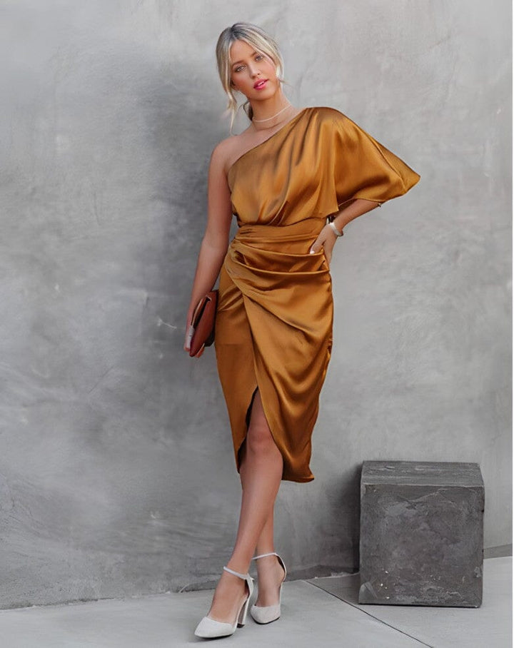 Kyra™ | Elegante Vestido de Seda con Aberturas