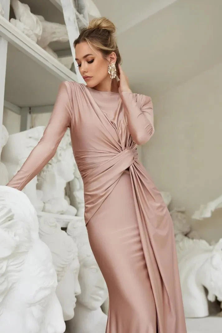 Michaela™ | Vestido Maxi de Manga Larga con Torcido Frontal Elegante